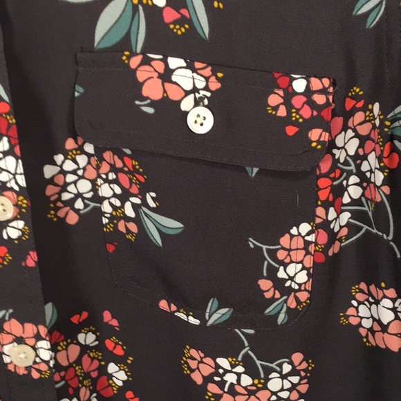COPY - Ann Taylor Loft Shirt MP - Picture 2 of 10